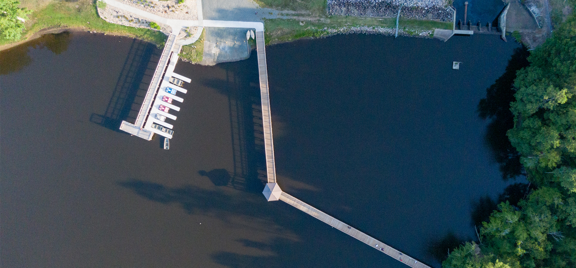 lake rogers park overhead view of dock and boardwalk.